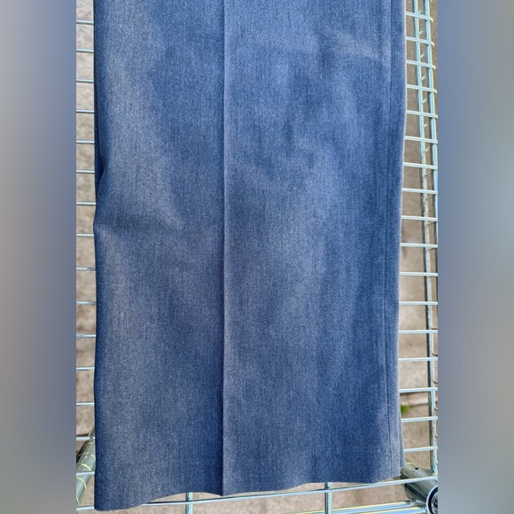 HAGGAR Classic Fit Iron Free Khakis in Gray - Picture 3 of 7